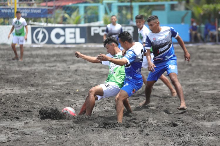 Acciones del juego donde Barra de Santiago cayó ante San Marcelino. Foto: Edison González