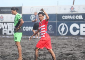 La UES propinó la segunda derrota a Barra de Santiago en la Liga de Fútbol Playa