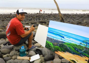 ¡Pintando desde Punta Roca! Guillermo Guerra muestra su arte en Surf City El Salvador Pro