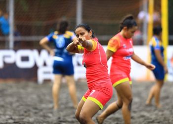 Corral de Mulas celebró la sexta victoria en la Liga de Fútbol Playa