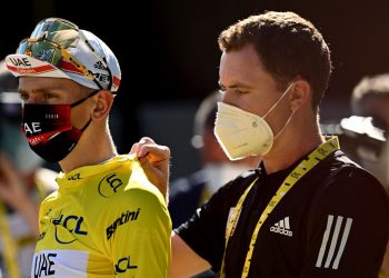 El covid irrumpe en el Tour de Francia y en el equipo de Pogacar