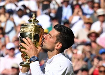 Djokovic gana su séptimo Wimbledon al vencer a Kyrgios