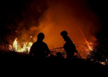 Europa Occidental está asfixiada por incendios y altas temperaturas