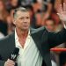Renuncia Vince McMahon, presidente de la WWE, en medio de investigación por sobornos