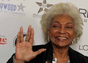Nichelle Nichols, la teniente Uhura de «Star Trek», murió a los 89