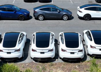 Panasonic construirá planta de baterías para autos eléctricos en EE. UU.