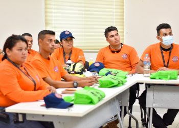 El grupo de Búsqueda y Rescate Urbano inició hoy el curso de búsqueda y rescate en estructuras colapsadas