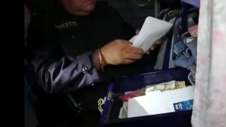 La Fiscalía y la Policía, hicieron los allanamientos para capturar a los imputados el pasado 22 de julio en varios municipios de San Salvador.