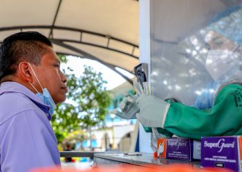 Ministerio de Salud continúa realizando pruebas PCR gratuitas para evitar la propagación de la COVID-19