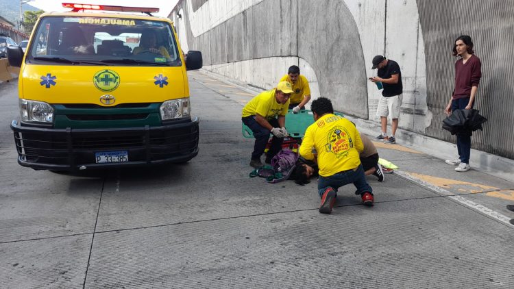Foto / Comandos de Salvamento
