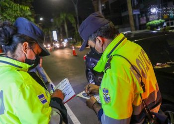 Realizan controles vehiculares preventivos en diversas zonas del Área Metropolitana de San Salvador