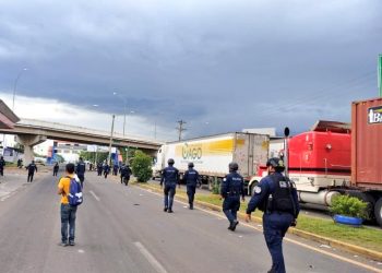 La Policía Nacional se enfrenta a manifestantes en Veraguas, Panamá