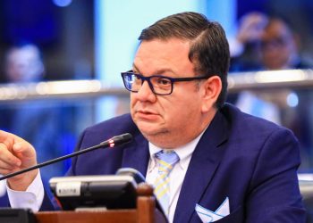 «Así respeta EE. UU. los derechos humanos»: diputado Guevara relata que perder la visa le impidió visitar a su hijo, que recibe tratamiento por cáncer
