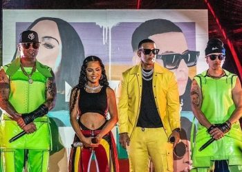 Natti Natasha desató la locura en los Premios Juventud al interpretar «Mayor Que Usted» con Daddy Yankee y Wisin y Yandel