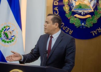 Pago anticipado de la deuda soberana de El Salvador «nos dará sostenibilidad fiscal en el mediano y largo plazo»: ministro de Hacienda