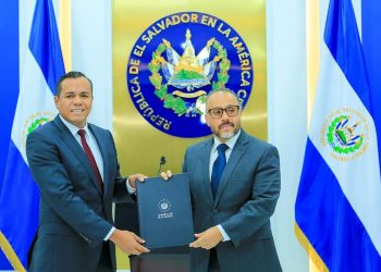 Asamblea Legislativa recibe iniciativas referentes a la compra de deuda soberana de El Salvador