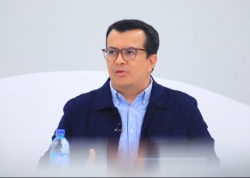 «Esta miniserie busca hacer conciencia de la importancia de proteger a las especies en peligro», ministro de Medio Ambiente, Fernando López