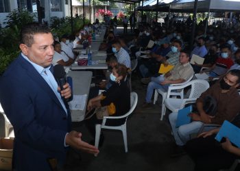 ¿Te interesa trabajar en Canadá? Podrás aplicar a una nueva oportunidad laboral de producción avícola