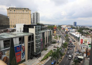 Gobierno de El Salvador descarta recesión económica