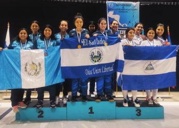 Oro en Espada y Florete para El Salvador en el Centroamericano Mayor de Esgrima
