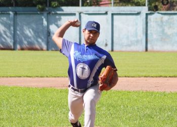 Nacionales y Agabeisi inician la gran final de la Liga de Prospectos