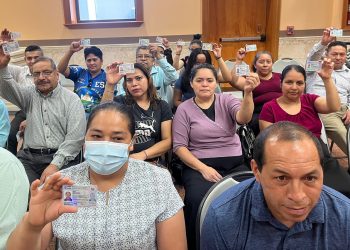 Reformas permiten duplicar la emisión del DUI en el exterior