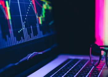 El Salvador tiene capacidad de pago de deuda soberana