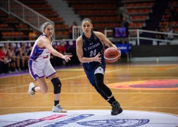 La selección femenina de baloncesto de El Salvador derrotó a Costa Rica y marcha perfecta en Chihuahua