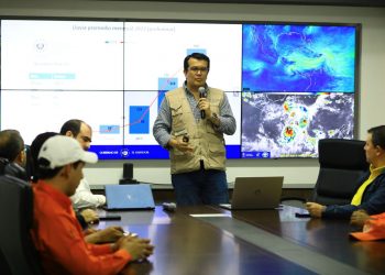 Tormenta Tropical Bonnie podría reclasificarse a huracán para este lunes