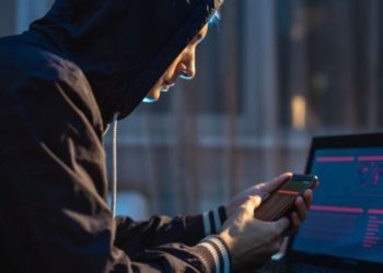 Acosador informático robó identidad de mujer en redes sociales en El Salvador