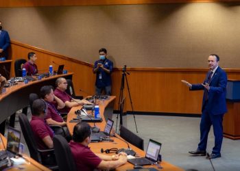 Altos mandos de Ecuador y Perú felicitan al Gobierno salvadoreño por el combate frontal a las pandillas
