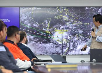 Protección Civil emite alerta amarilla estratificada para 29 municipios de la zona costera, y alerta verde en el resto de El Salvador