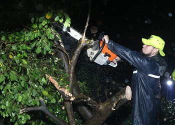 Fuertes lluvias afectan diferentes puntos de El Salvador la noche de este domingo