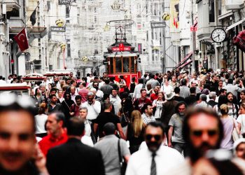 ONU proyecta que el mundo alcanzará los 8.000 millones de habitantes este año