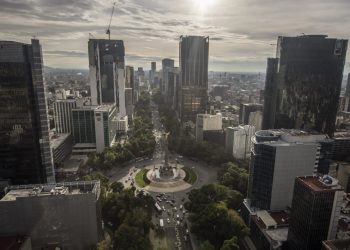 Banco Central de México recorta previsión de crecimiento del PIB de 2,4 % a 1,6 % para 2023