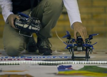 México usará un dron acuático para rescatar a diez mineros atrapados