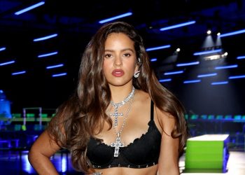 Rosalía y Metallica, en el cartel en Nueva York del festival de ayuda contra la pobreza