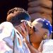 VIDEO/ Bad Bunny besa a uno de sus bailarines y alborota las redes sociales durante los MTV VMAs 2022
