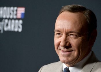 Kevin Spacey deberá indemnizar a productora de House of Cards, según fallo judicial