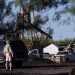 Familiares de mineros atrapados en México conservan la fe en verlos vivos en medio de duro rescate