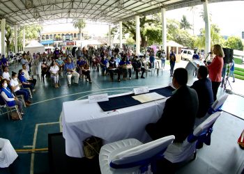 Realizaron feria de servicios de atención inmediata para habitantes de Nueva Concepción, Chalatenango