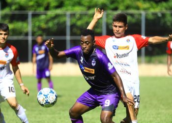 Alacranes pujan por el liderato en la Liga Nacional de Fútbol