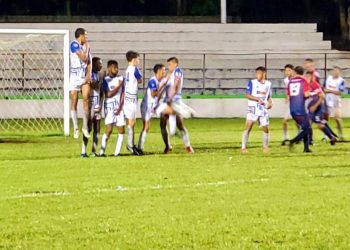 Santa Ana remontó a los cocoteros y firmó su primer triunfo en la Liga Nacional de Fútbol