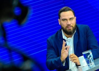 «La seguridad está garantizada, pueden ir tranquilos a disfrutar las fiestas», Mario Durán, alcalde de San Salvador