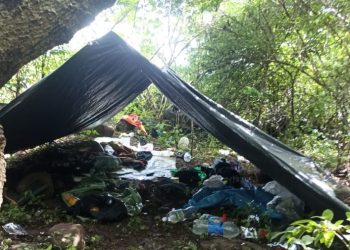 PNC repele ataque armado de pandillas en campamento clandestino en Apastepeque