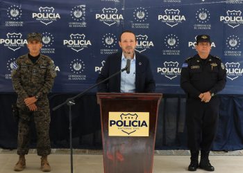 Villatoro lamenta que medios opositores defienden a mareros y no a las 125,000 familias víctimas de las pandillas