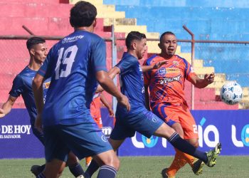 Tibio empate entre Santa Ana Municipal y AD Cuscatleco en la LNF