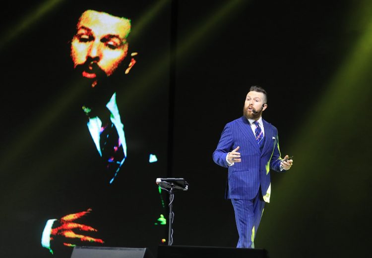 Habif  alcanzó la fama mundial con su bestseller Inquebrantables donde ofrece motivación sin llegar a ser un libro de autoayuda. Foto Edison González.