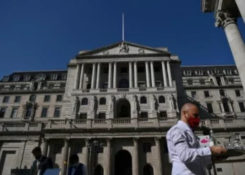 Critican al Banco de Inglaterra por inflación
