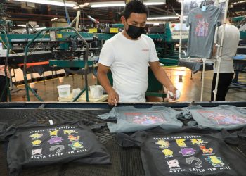 Gobierno trabaja por el aprovechamiento de acuerdos en materia textil